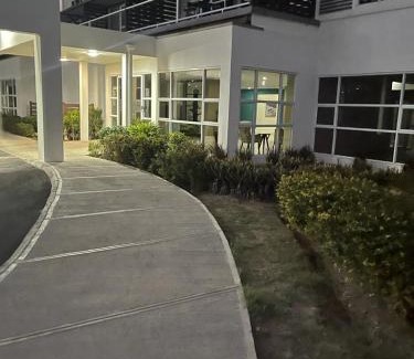 Portmore Apartment | Finest Accommodation Apt #408 Bayfront Villa Portmore St Catherine