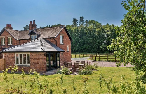Halfway House House | Finest Retreats - Fox and Hare