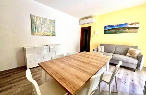 Marina Julia Apartment | Finestra sul mare