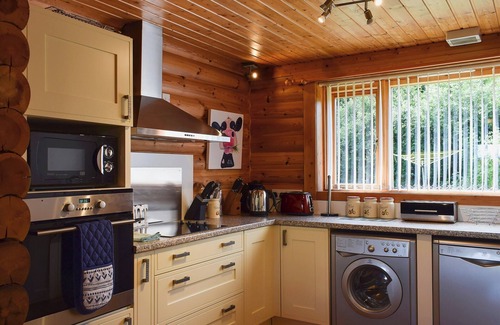 Glenfarg Cottage | Fingask Log Cabin - S4394