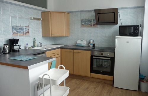 Ploneour-Lanvern Apartment | Finistere south close sea and quimper surf and visit