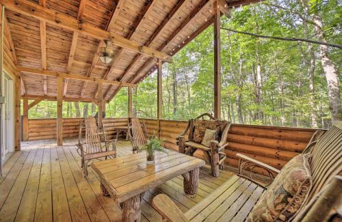 Lake Toxaway House | Fire Pit and Grill Cozy Cabin in Lake Toxaway!