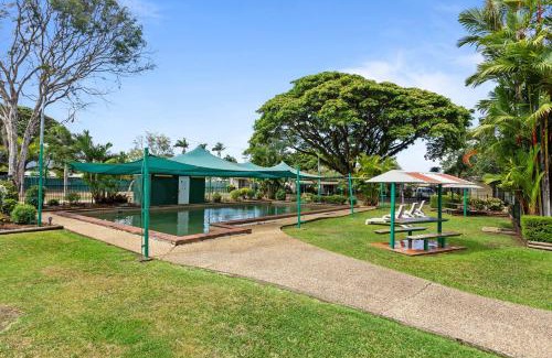 Earlville Resort | First City Caravilla