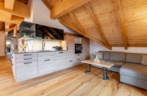 Mariapfarr Apartment | First-class penthouse with sauna