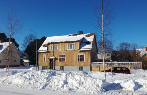 Larsmo House | FirstHome GuestHouse