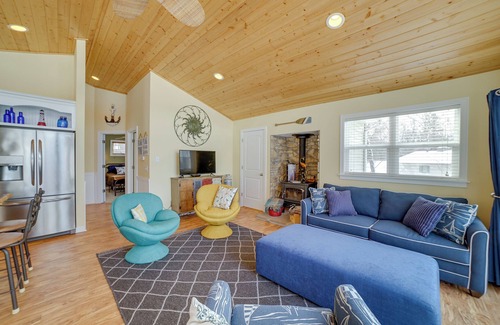 Newaygo Cottage | Fish, Hike & Hunt: Lakeside Newaygo Cottage
