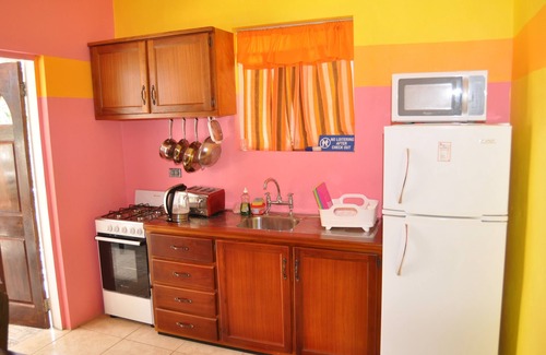 Buccoo Hotel | Fish Tobago Guesthouse