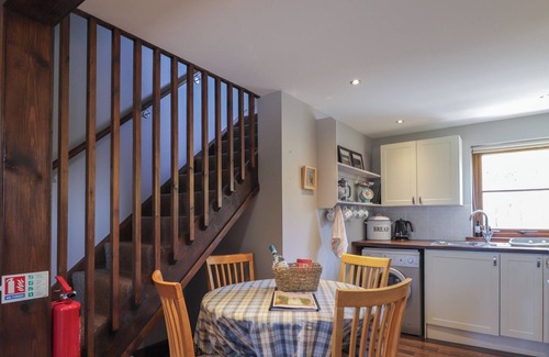Ardersier Cottage | FISHERS COTTAGE, family friendly, with open fire in Ardersier