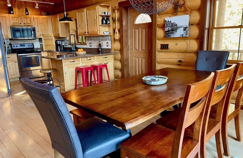 Leland House | Fishtown Lodge - Cozy Leland Log Cabin Home - Quiet location but close to town