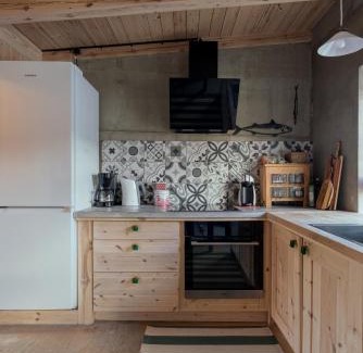 Streymoy House | Fiskahúsið - Waterfront Cabin - Stunning Views