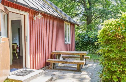 Sjobo House | Fiskestugan – Country side cottage by lake