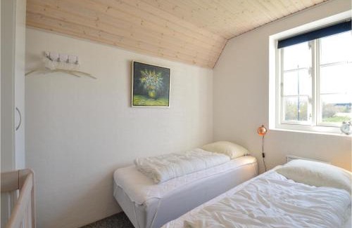 Øby House | Five-Bedroom Holiday Home In Ulfborg