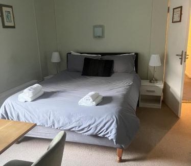 Manorhamilton Hotel | Five Glens Inn