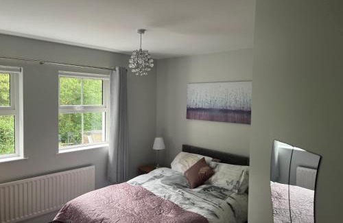 Londonderry Bed & Breakfast | Five Oaks