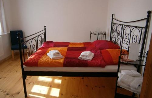 Hohenkirchen Apartment | Five Oaks - Weisse Wohnung