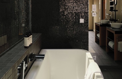 Cannes City Centre Hotel | Five Seas by Inwood Hotels