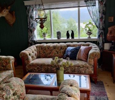 Skodje House | Fjord peace