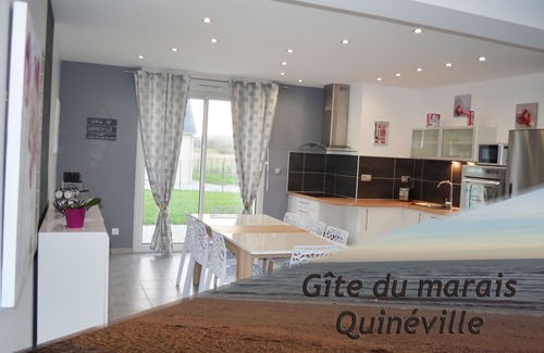 Quineville House | flag new lodging 100 meters from the sea for 2-8 people on fenced
