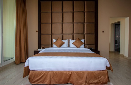 Umm al Quwain Hotel | Flamingo Beach Hotel