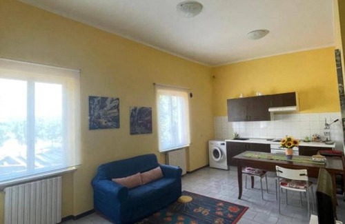Guzman Apartment | Flaminia accommodation with its own parking lot 2 minutes from the historic center