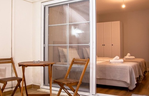 Karsiyaka Apartment | Flat Close to Beach in Karsiyaka