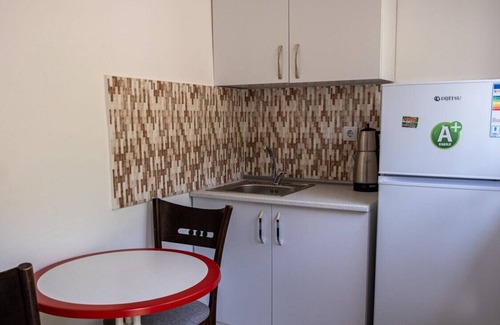 Avlana Apartment | Flat with Balcony Surrounded by Nature in Marmaris