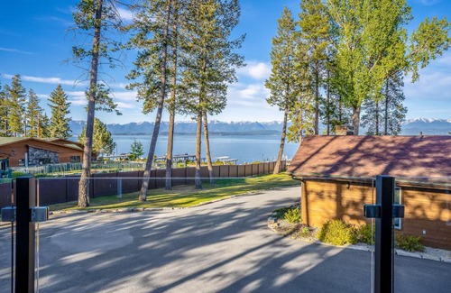 Lakeside House | Flathead Lake Villa