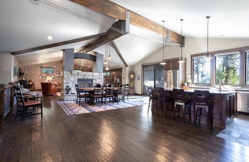 Dayton House | Flathead Lake Waterfront Dream House!