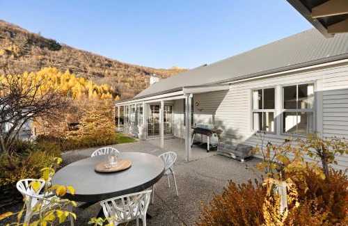 Arrowtown House | Fletcher Cottage