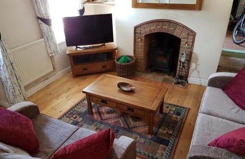 Brandon House | Flint Cottage