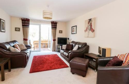 Mundesley House | Flintstone Cottage