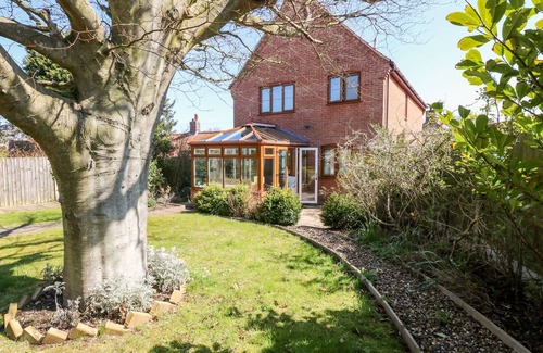 Mundesley Cottage | Flintstone Cottage
