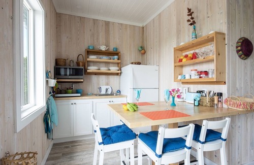 Governor's Harbour House | Flipper Refuge 2 Bedroom Cottage