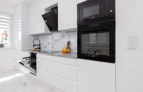 Gdansk Apartment | Flisykowskiego 9 | Bright Apartment | Parking