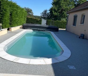 Saint-Yan Bed & Breakfast | Flo