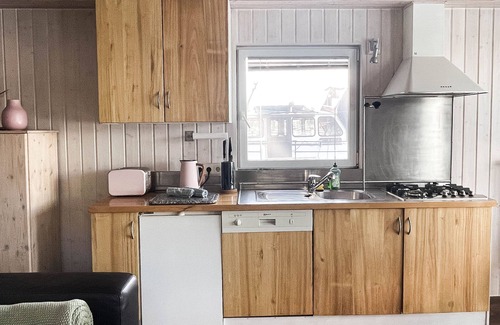 Tegel Boat Rental | Floating Home Valentinswerder