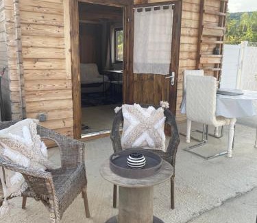 Saint-Theodorit Ski Chalet | Flodelpablo