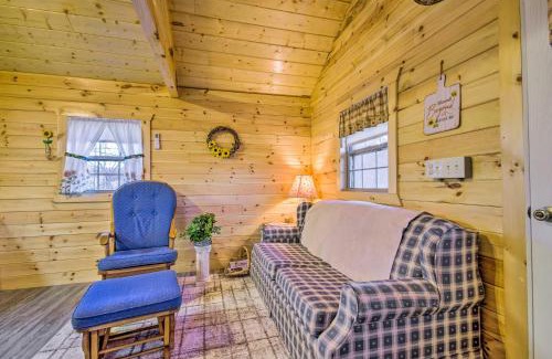 Florence House | Florence Cabin with On-Site Creek!
