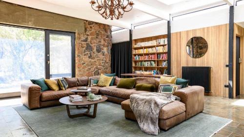 Limonite House | Flow Stone House Gisborne