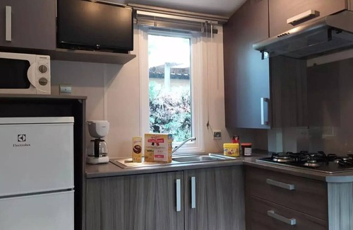 Saint Maime House | Flower Camping La Rivière * - Mobil-Home Lodgia Comfort 24m2 (2 bedrooms) + covered terrace 9m2 4 people
