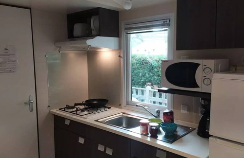 Saint Maime House | Flower Camping La Rivière * - Mobil-Home Family Comfort 32m2 (3 bedrooms) + covered terrace 8 people