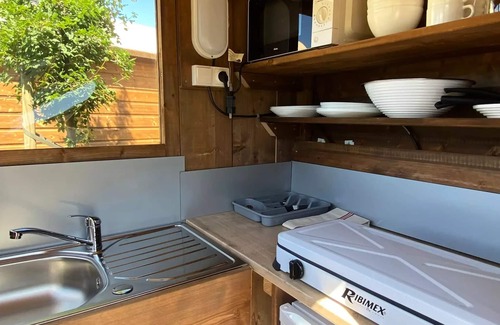 Bize-Minervois House | Flower Camping Olivigne * - Lightning 1 bedroom (Breakfast, bed/house made, basket aperitif) + SPA 2 people