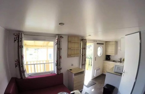 Manosque House | Flower Camping Provence Vallée * - Mobile home Comfort 18m2 1 bedroom + covered terrace + air conditioning + TV 2 persons