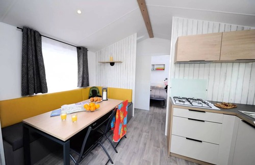 Arras-en-Lavedan House | Flower Camping Pyrénées Natura * - Mobilhome Comfort 23m2 - 1 bedroom - semi-covered terrace 18m2 + BBQ + DRAPS + SERVIETTS 2 people