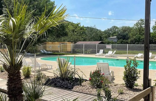 Millau House | Flower Camping Saint Lambert * - Mobile home Premium 35m2 3 bedrooms - Covered terrace + TV + LV + Plancha 6 people