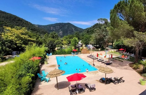 Les Ollieres-sur-Eyrieux House | Flower Camping Mas de Champel * - Homeflower Premium 26.5m² - 2 bedrooms + terrace + TV + Air conditioning + Sheets + Towels 4 people