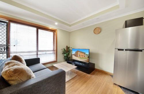 Melbourne Apartment | Fly Around Town in Pocket Rocket