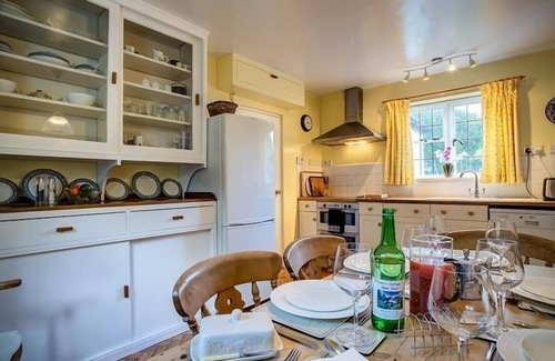 Warminster Cottage | FOLEY'S COTTAGE, family friendly, with open fire in Warminster