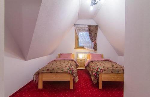 Poronin Apartment | Folk Resort Domki i Apartamenty