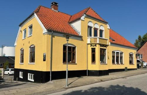 Bindslev Hotel | Folsted - Værelse 105 fri parkering